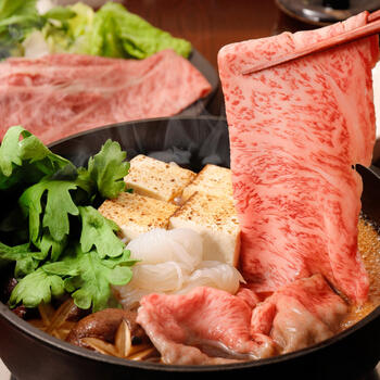 黒毛和牛すき焼き・しゃぶしゃぶ用（560g）