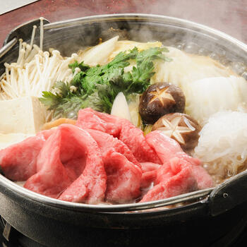 前沢牛肩すき焼き・しゃぶしゃぶ用（300g）