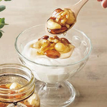 ナッツの蜂蜜漬けとからだに優しいアカシアはちみつのセット