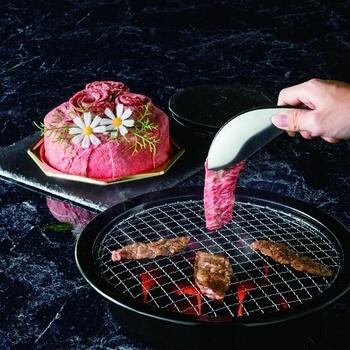 松阪牛お肉ケーキ（300g）＆ゆびさきトングセット