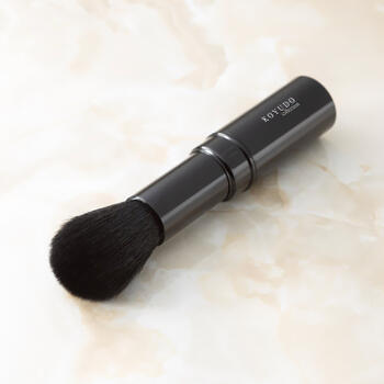 熊野筆携帯チークブラシ