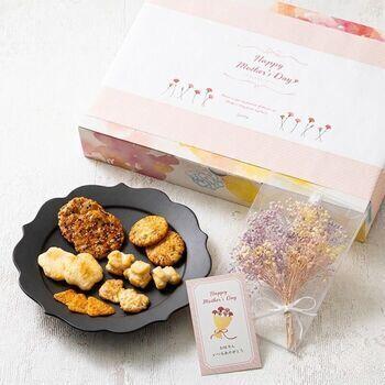 【母の日限定】KOMETESENBEI米菓詰合せ+ブーケカード