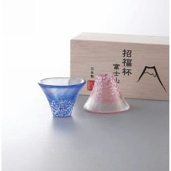 商品イメージのサムネイル　招福杯　富士山　ペア冷酒杯　Ｇ635‐Ｔ72