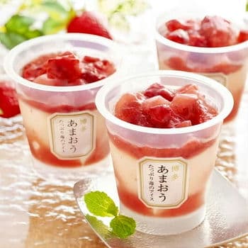 商品イメージ　博多あまおう たっぷり苺のアイス (7個入)