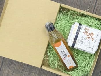商品イメージのサムネイル　【熟成】信州桃太郎みそ＆柿酢セット