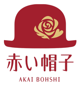 赤い帽子のロゴまたは商品画像